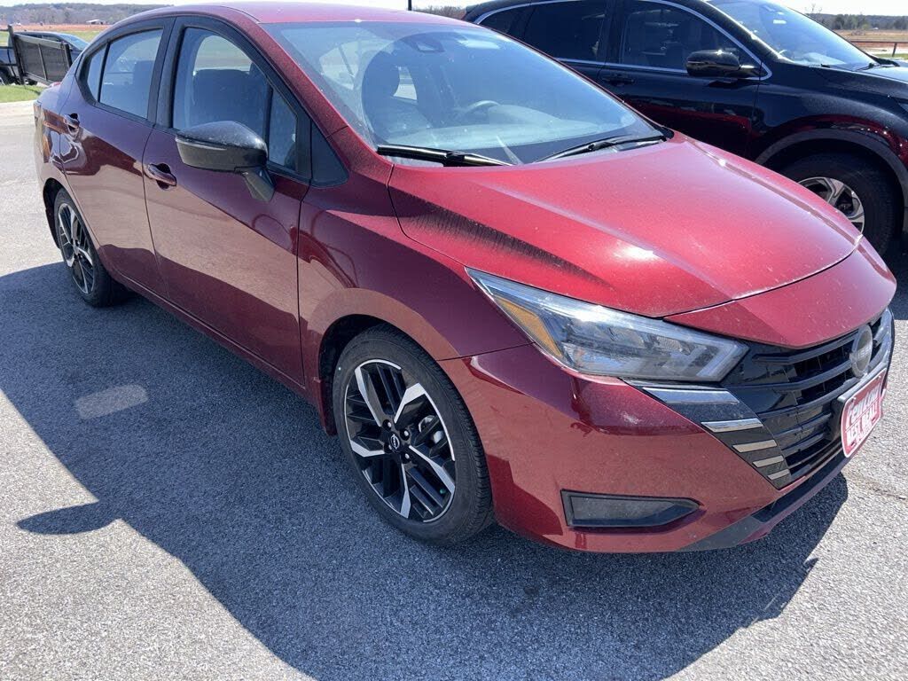 2024 NISSAN Versa