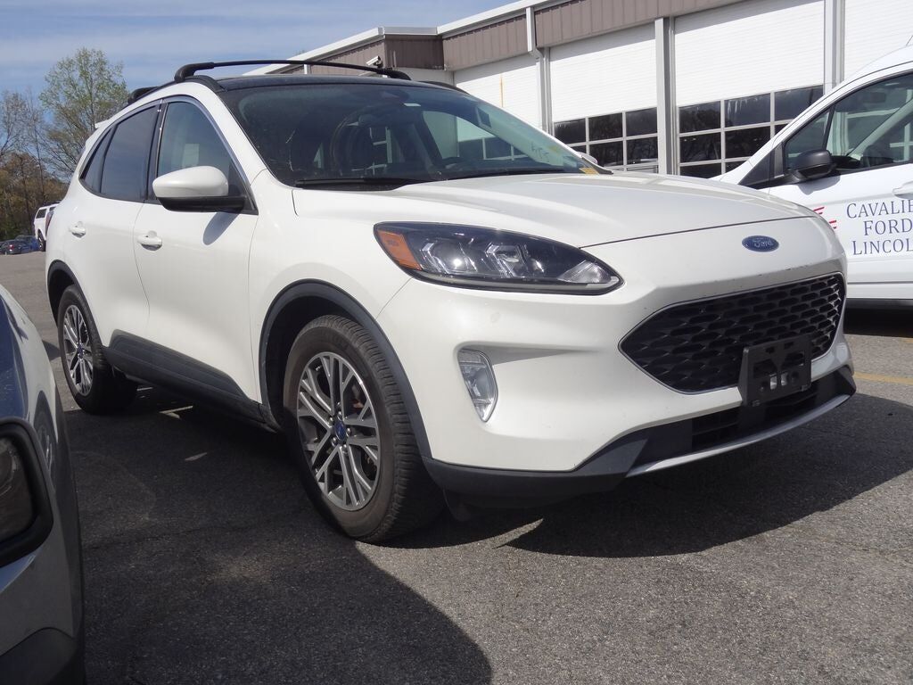 2021 FORD Escape