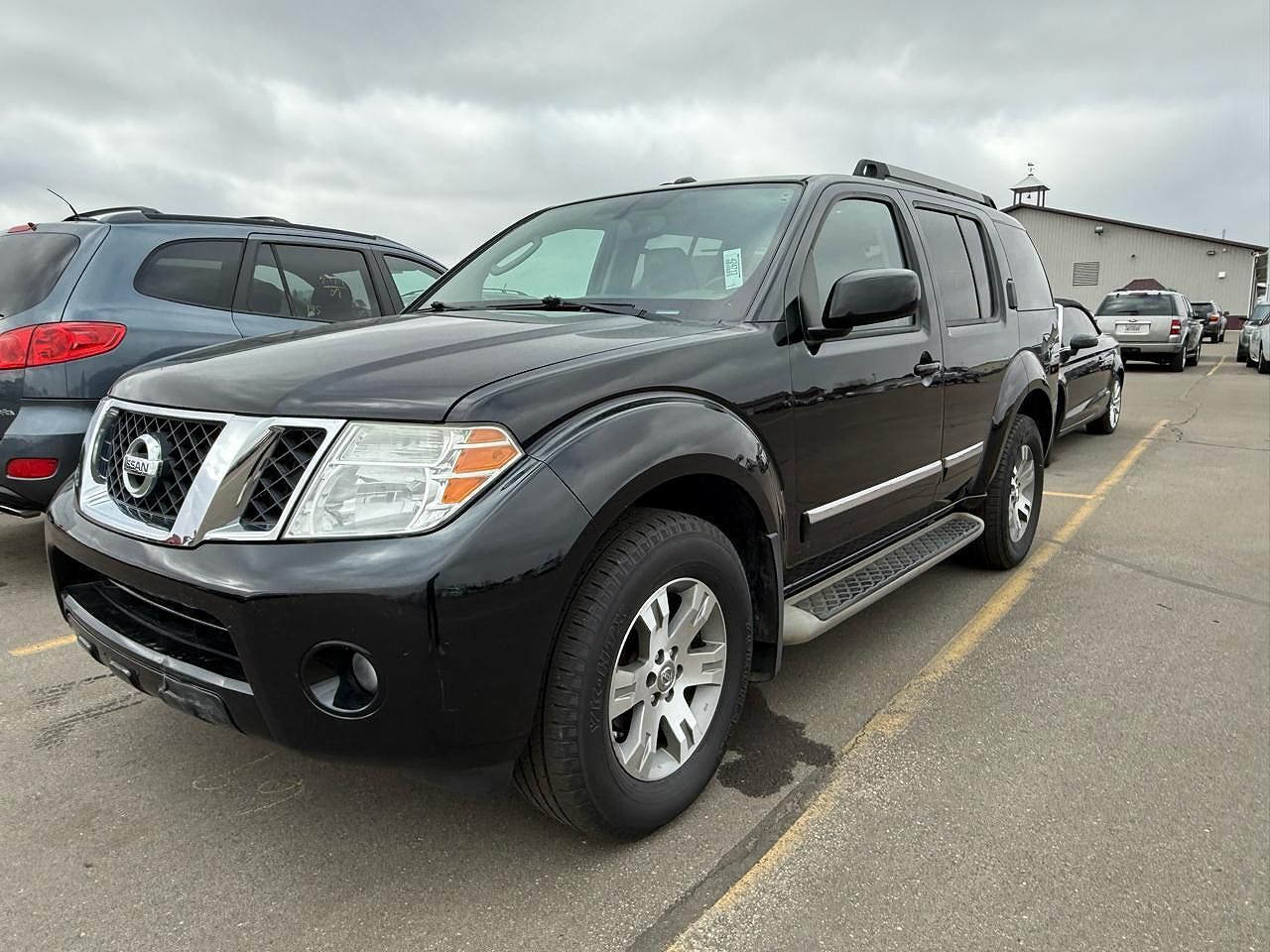 2012 NISSAN Pathfinder