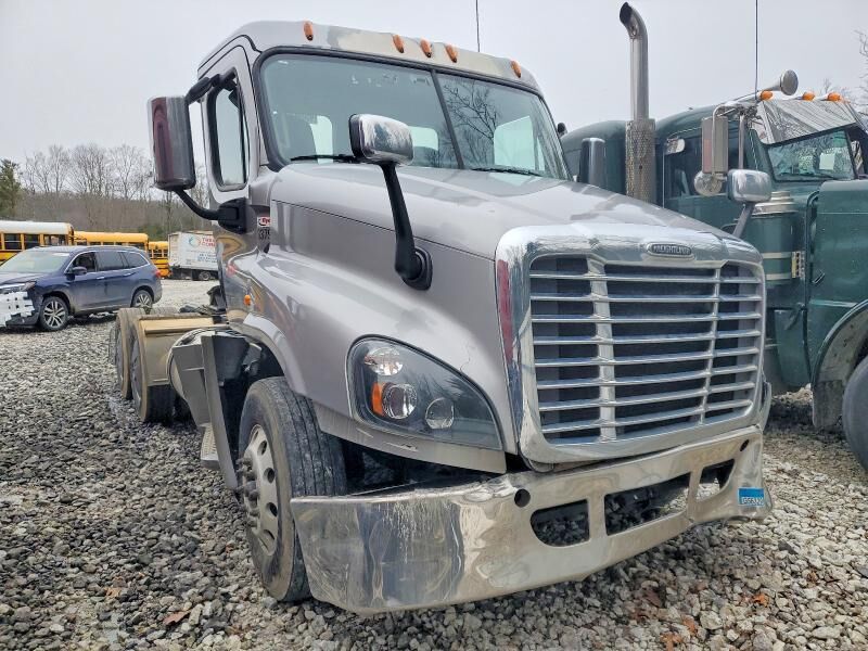 2019 FREIGHTLINER Cascadia