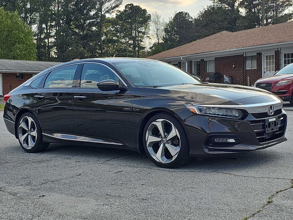 2018 HONDA Accord