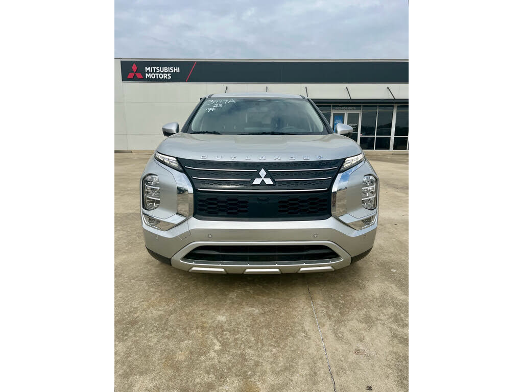 2023 MITSUBISHI Outlander