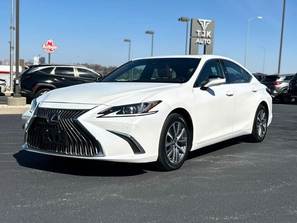 2021 LEXUS ES