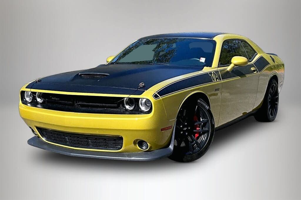 2021 DODGE Challenger