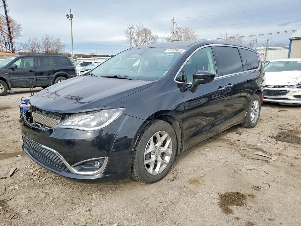 2020 CHRYSLER Pacifica