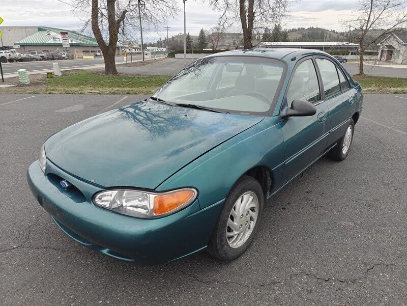 1997 FORD Escort