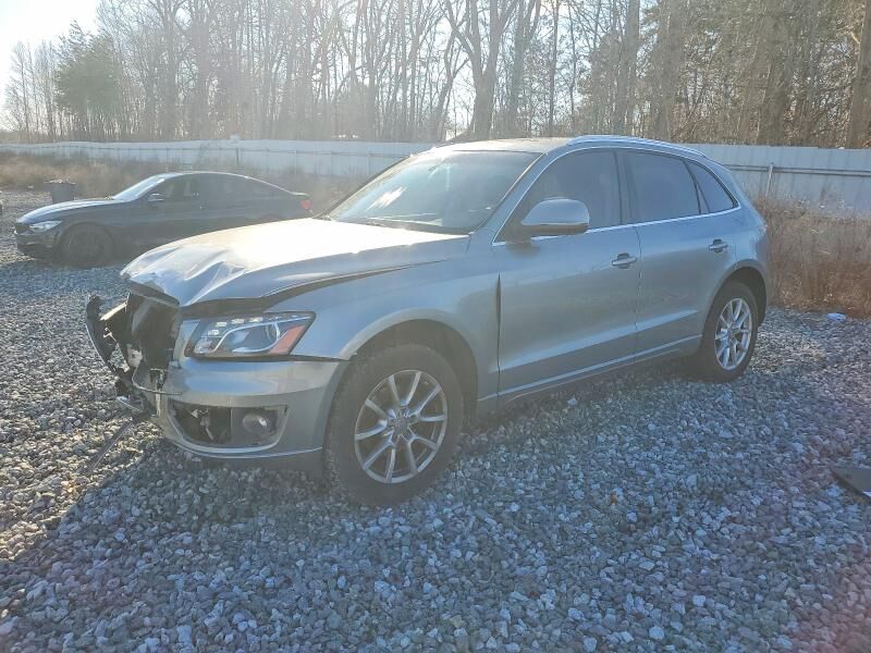2011 AUDI Q5