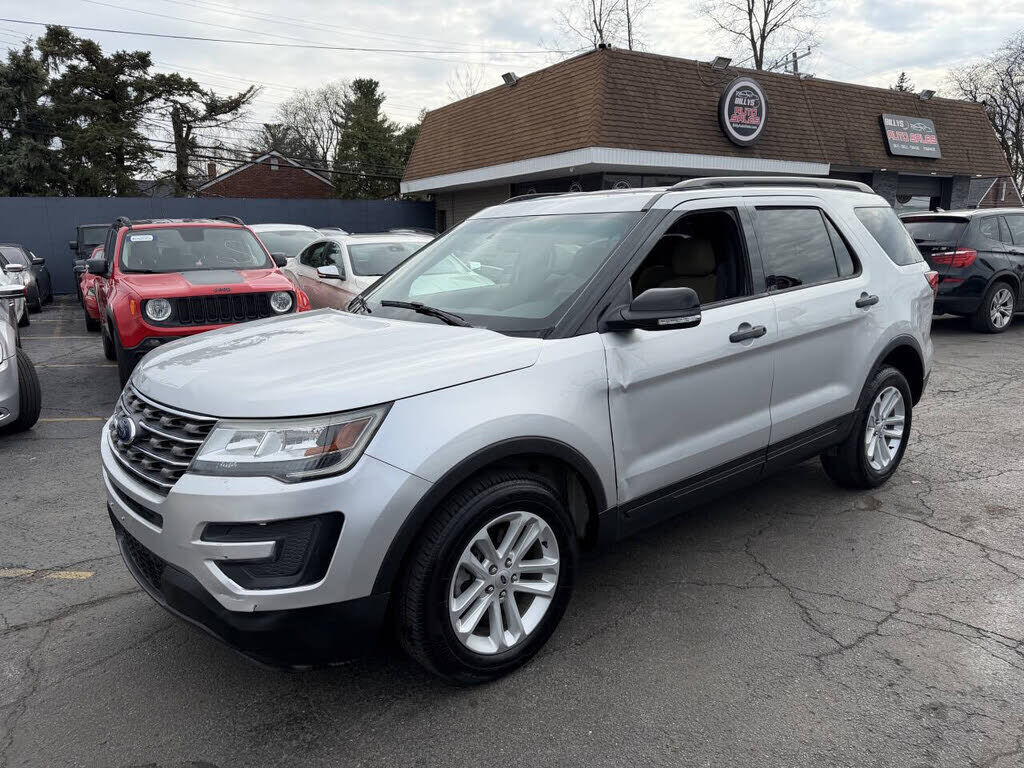 2017 FORD Explorer