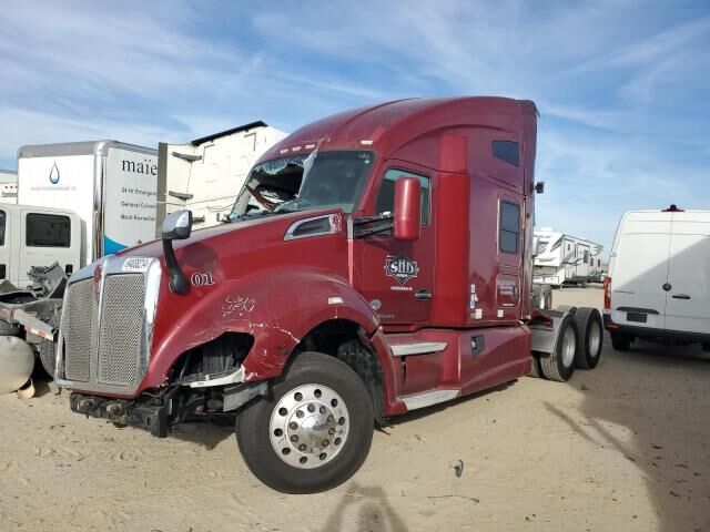2016 KENWORTH T680