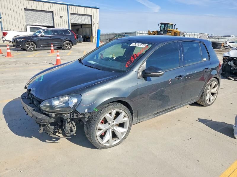 2013 VOLKSWAGEN Golf GTI