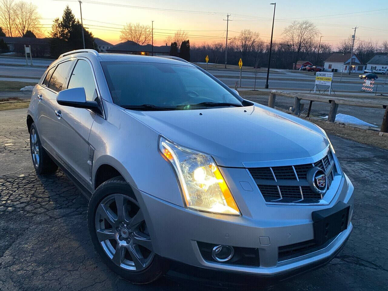 2010 CADILLAC SRX
