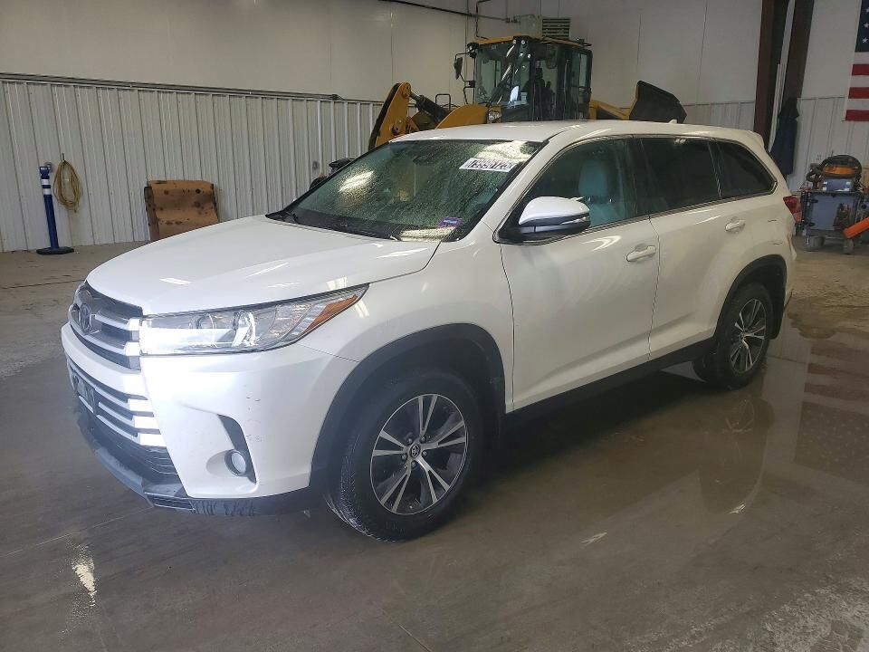 2019 TOYOTA Highlander