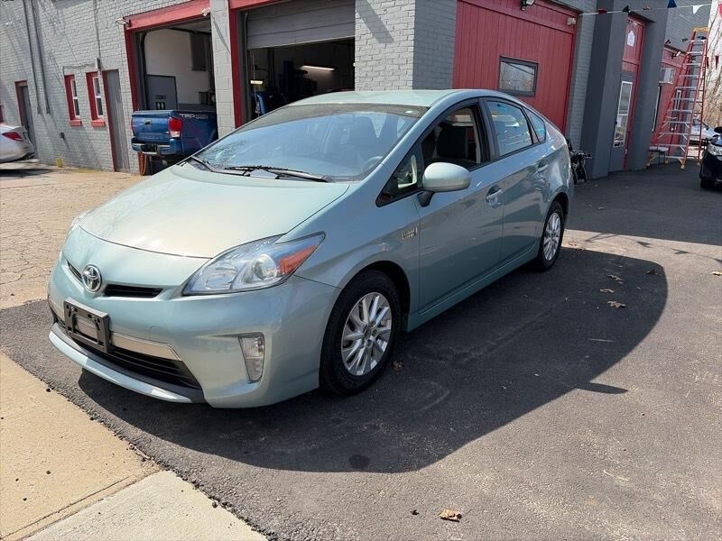 2014 TOYOTA Prius