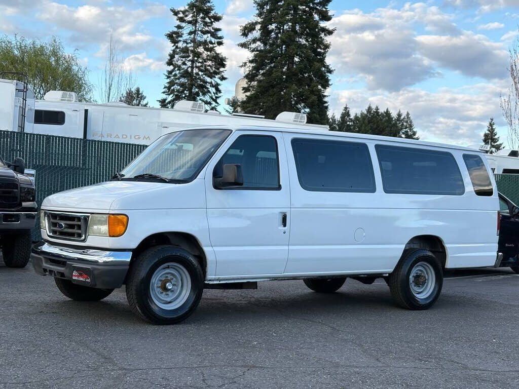 2006 FORD E-350