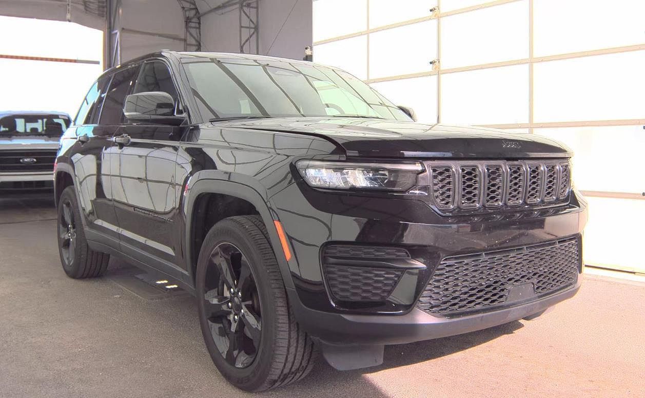 2025 JEEP Grand Cherokee