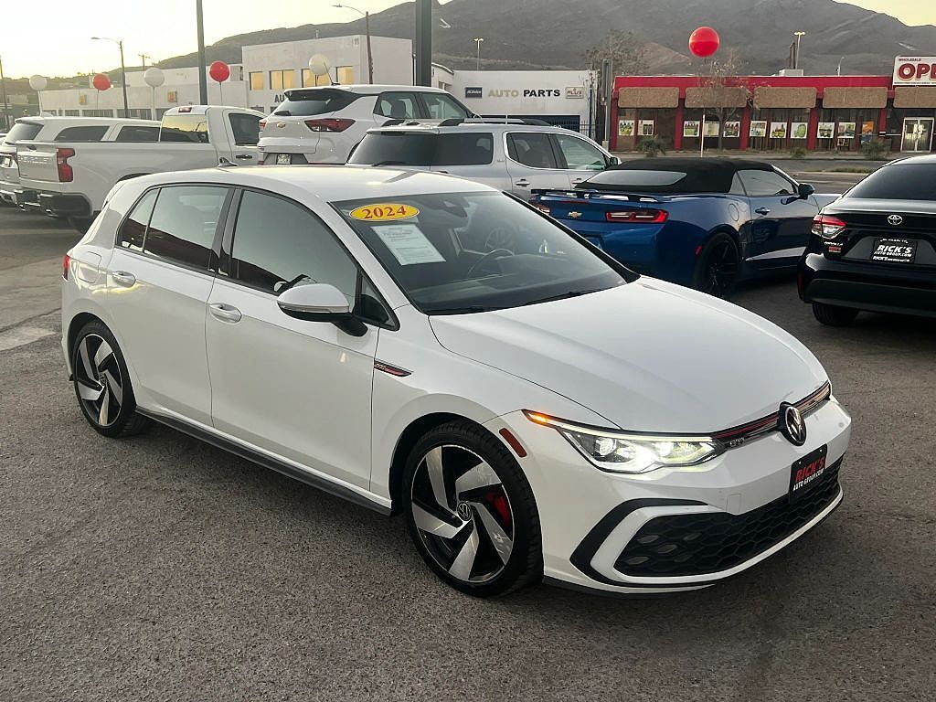 2024 VOLKSWAGEN Golf GTI