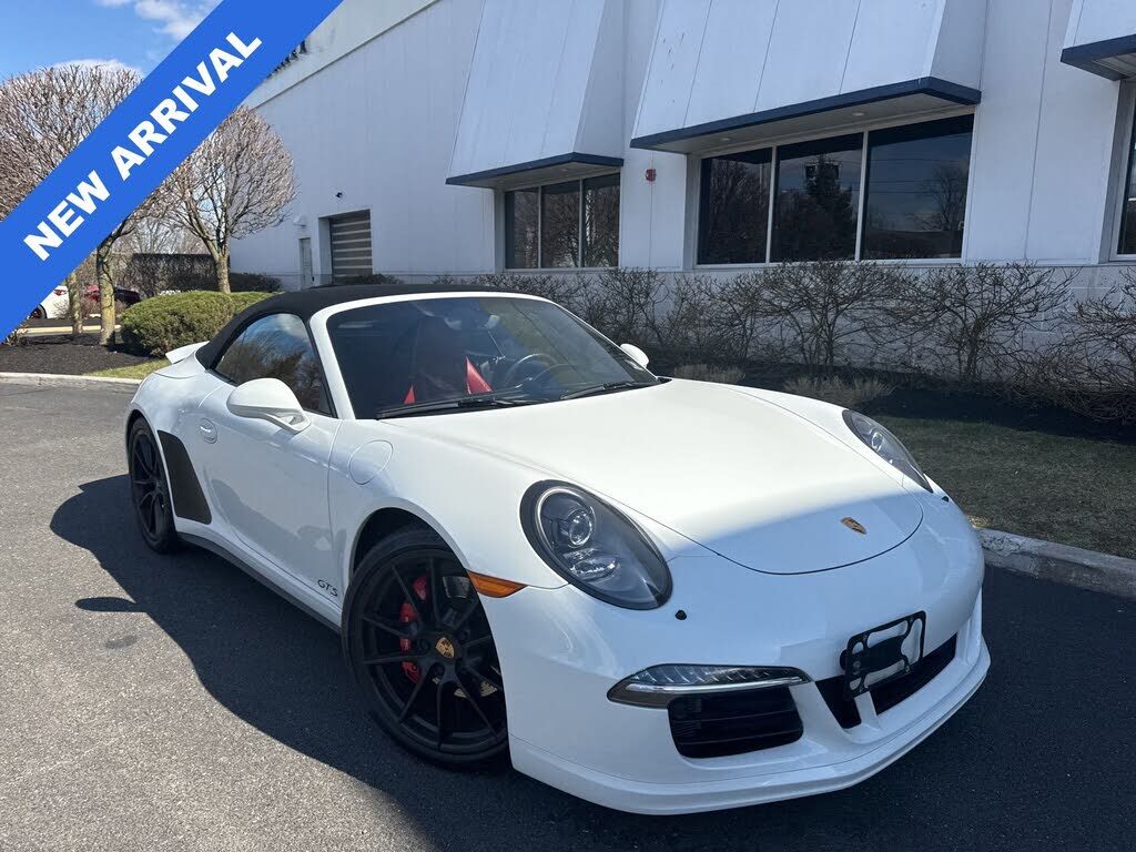 2016 PORSCHE 911