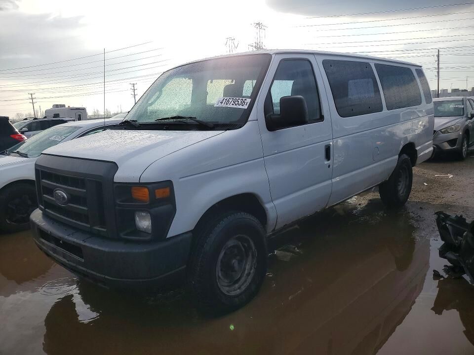 2012 FORD E-350