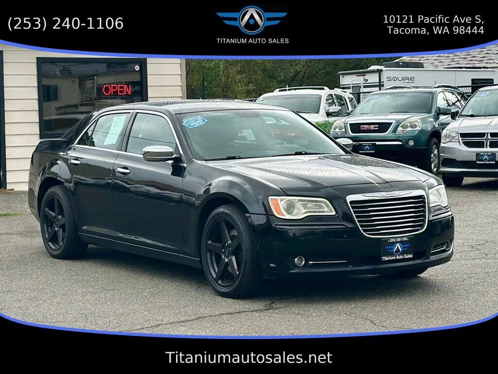 2013 CHRYSLER 300