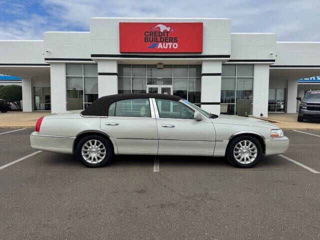 Lincoln Town Car