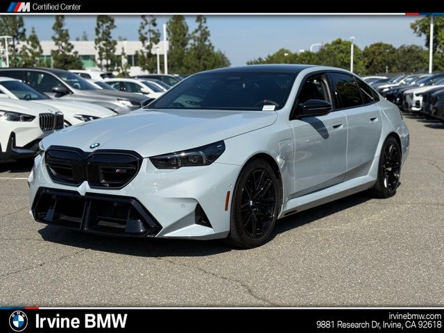 2025 BMW M5