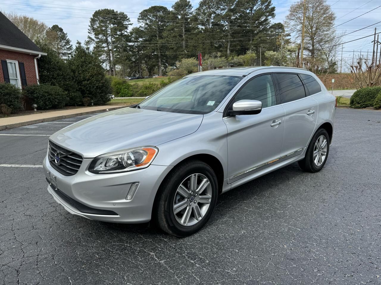 2016 VOLVO XC60