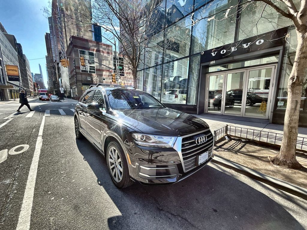 2019 AUDI Q7