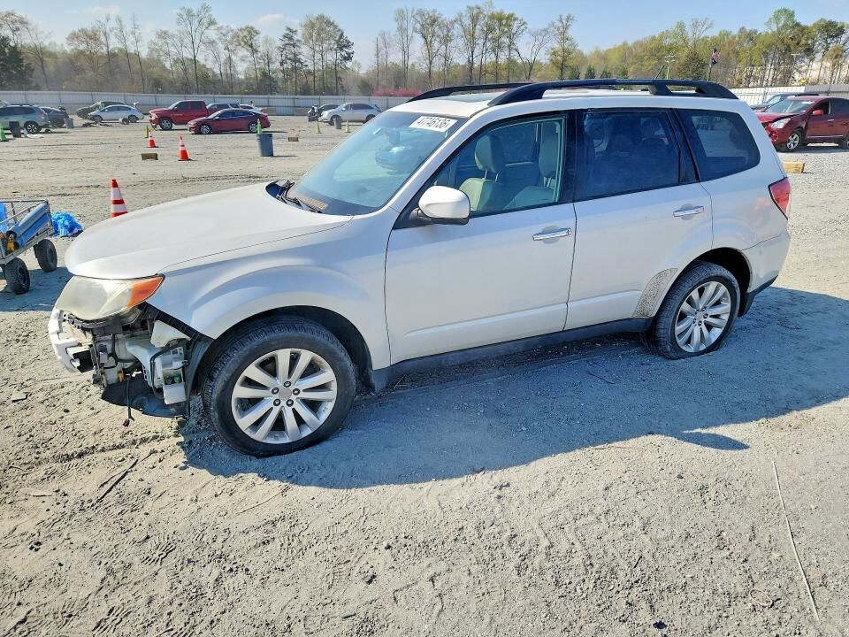 2011 SUBARU Forester