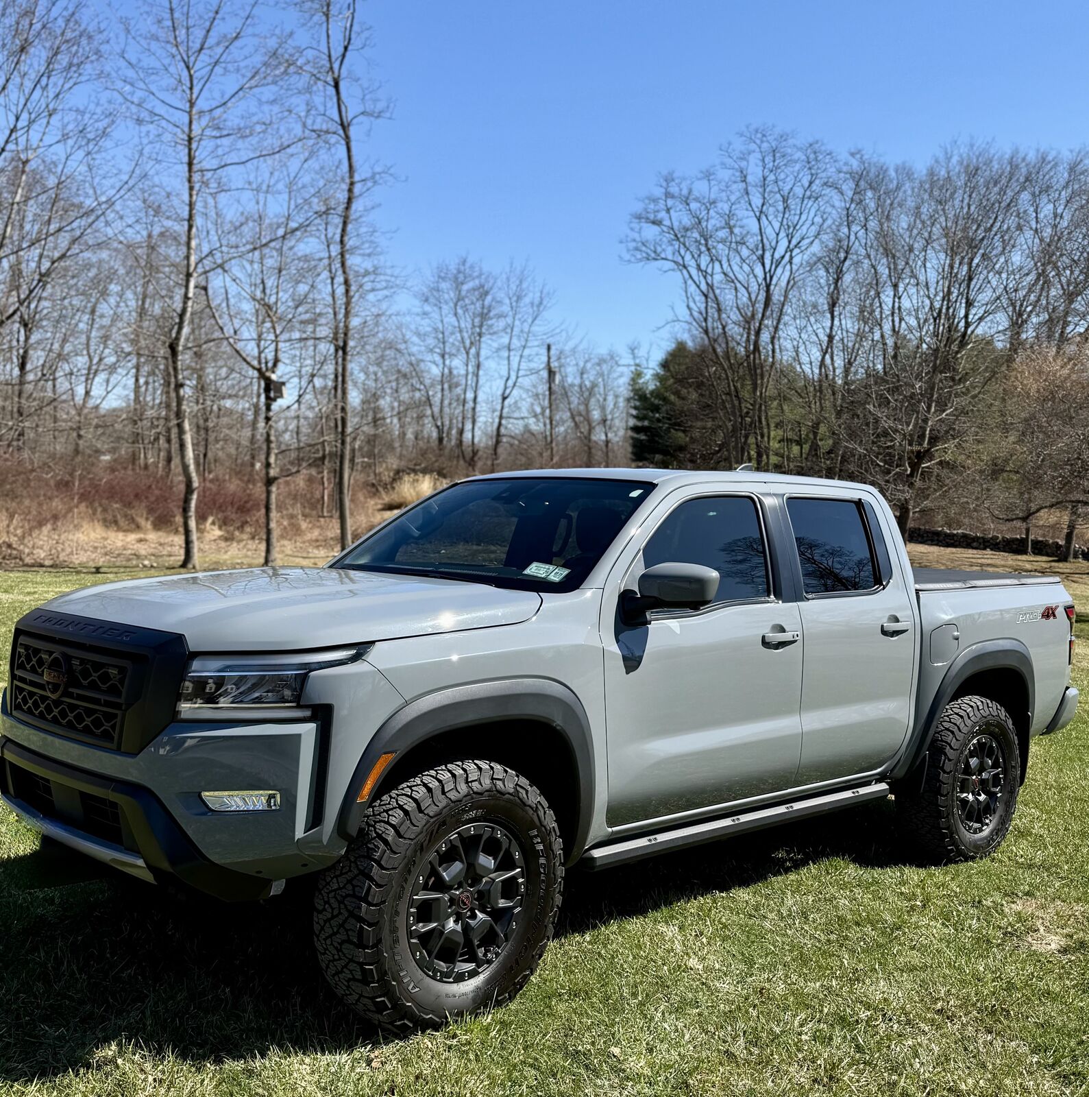 2023 NISSAN Frontier