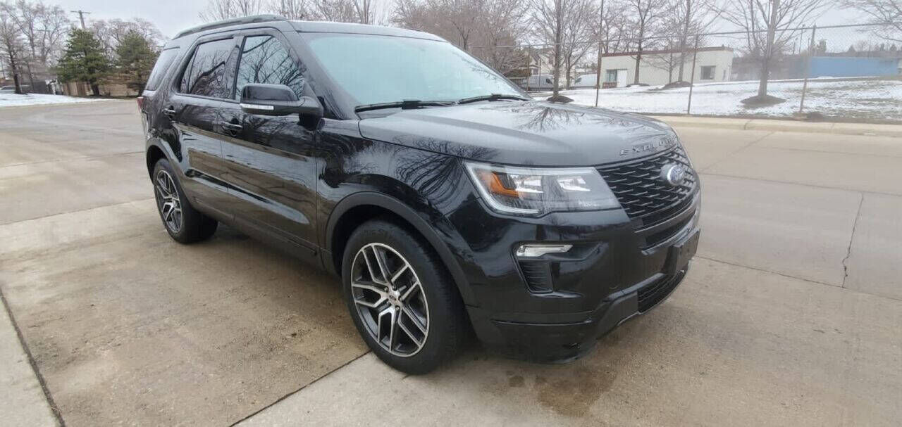 2019 FORD Explorer