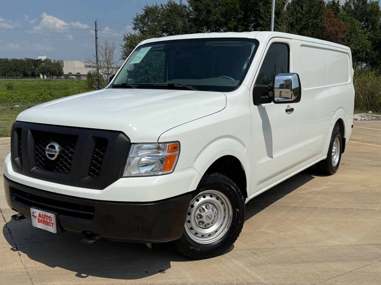 2016 NISSAN NV