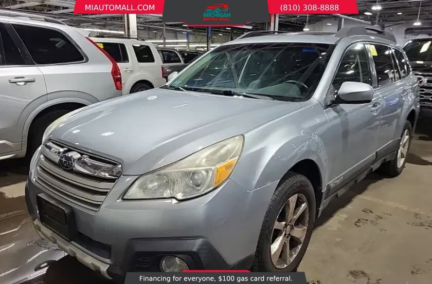 2014 SUBARU Outback