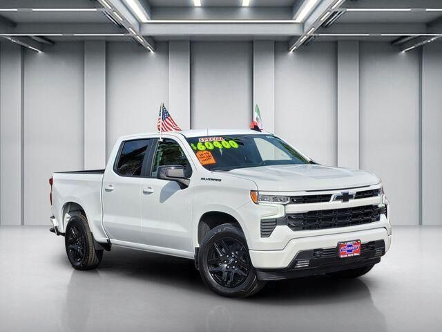 2026 CHEVROLET Silverado