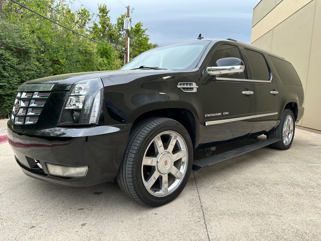 2010 CADILLAC Escalade