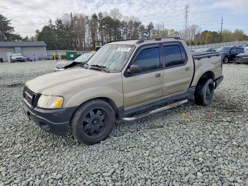 2004 FORD Explorer
