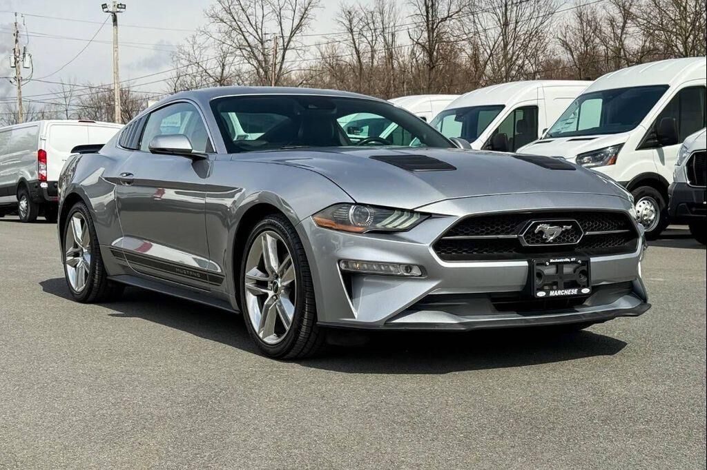 2020 FORD Mustang
