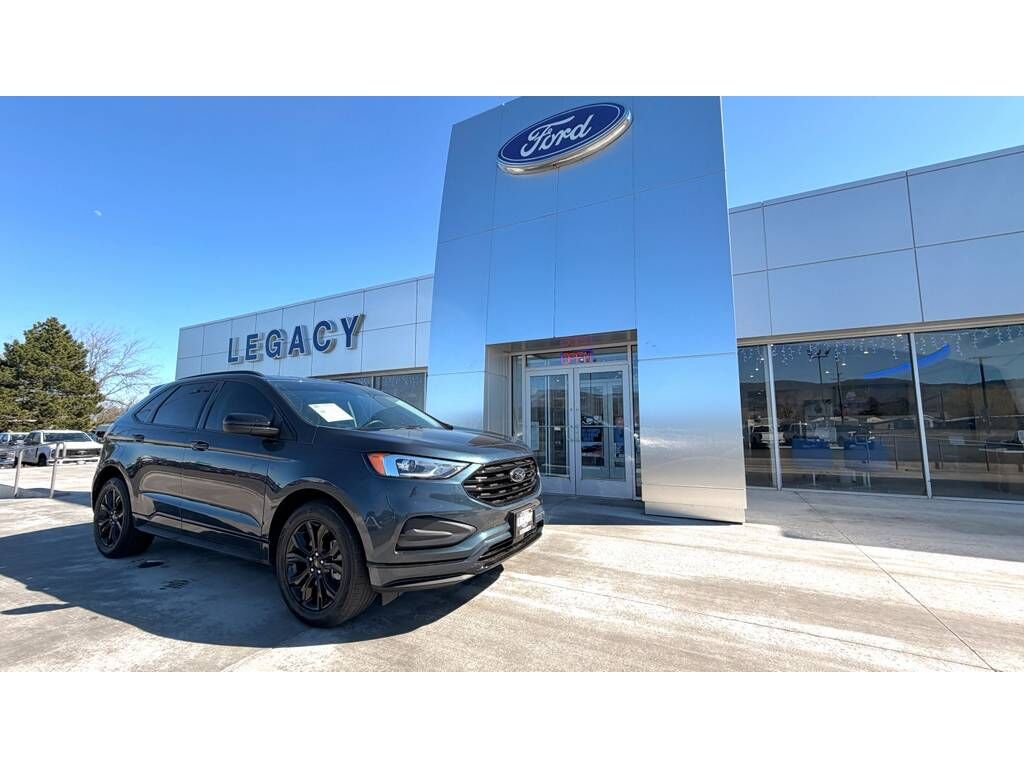 2022 FORD Edge