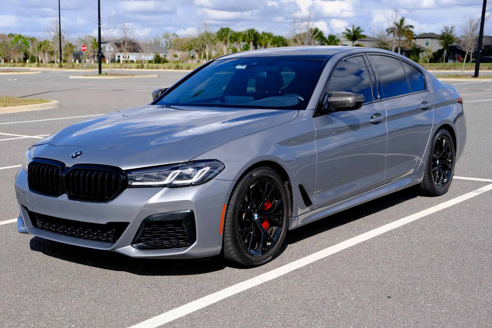 2023 BMW M5