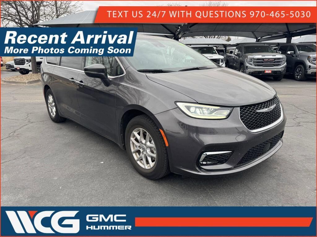 2023 CHRYSLER Pacifica