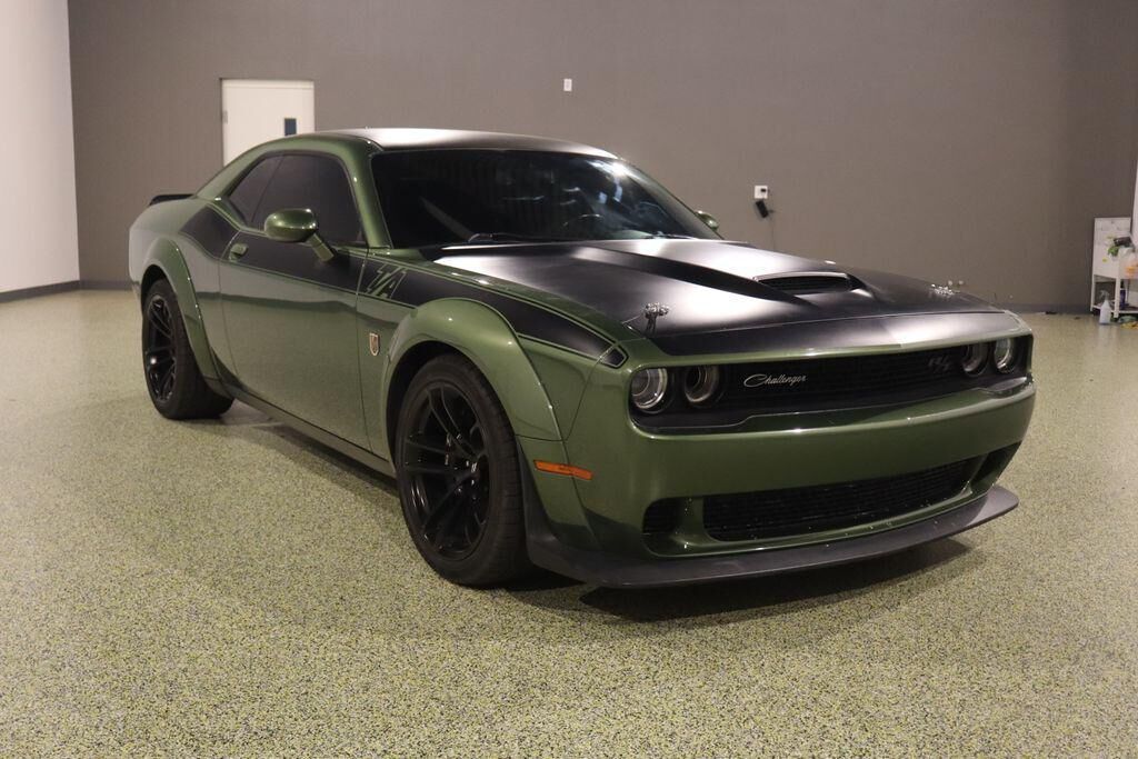 2021 DODGE Challenger