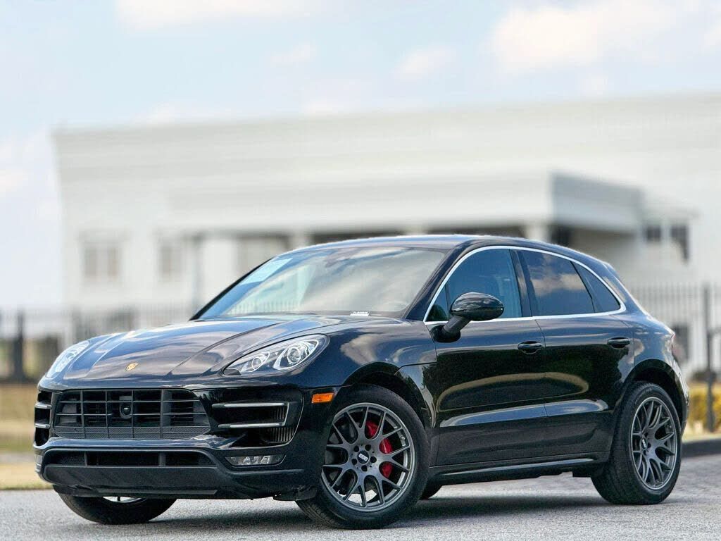 2015 PORSCHE Macan
