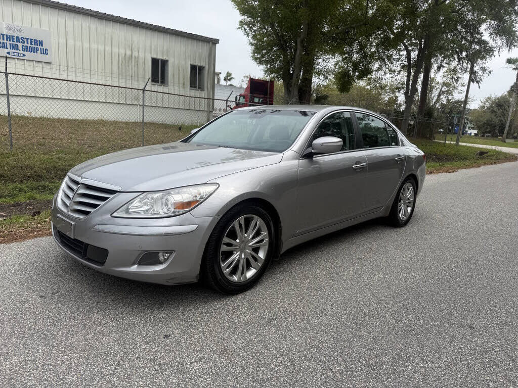 2010 HYUNDAI Genesis