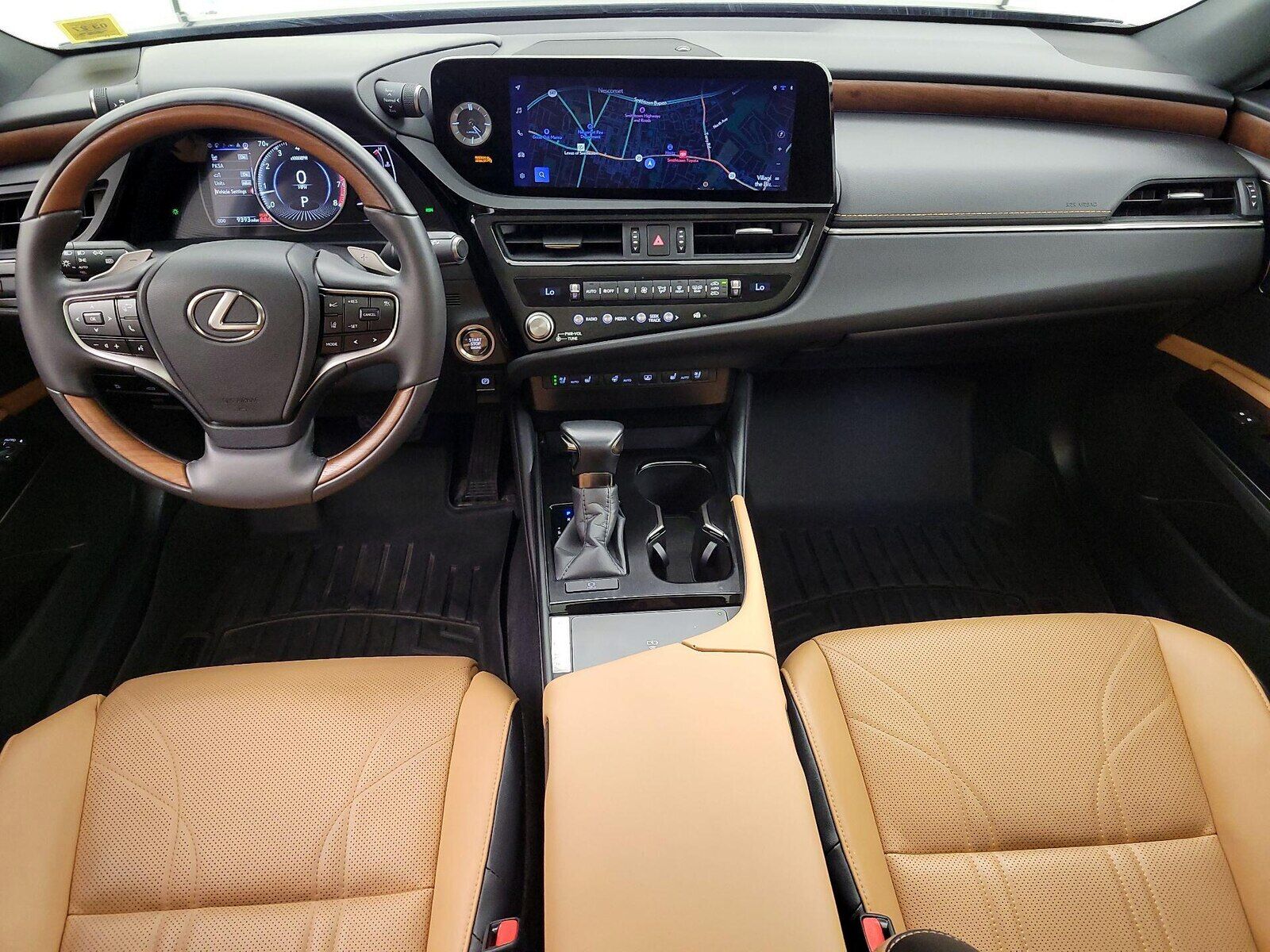 2024 LEXUS ES