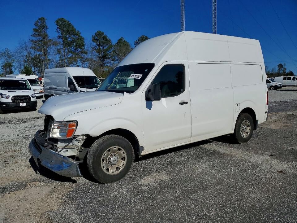 2013 NISSAN NV