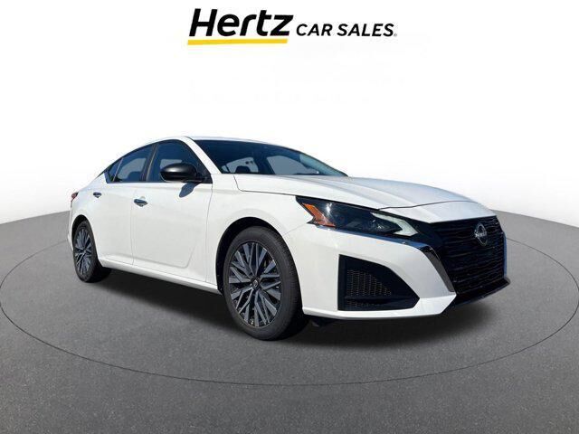 2025 NISSAN Altima