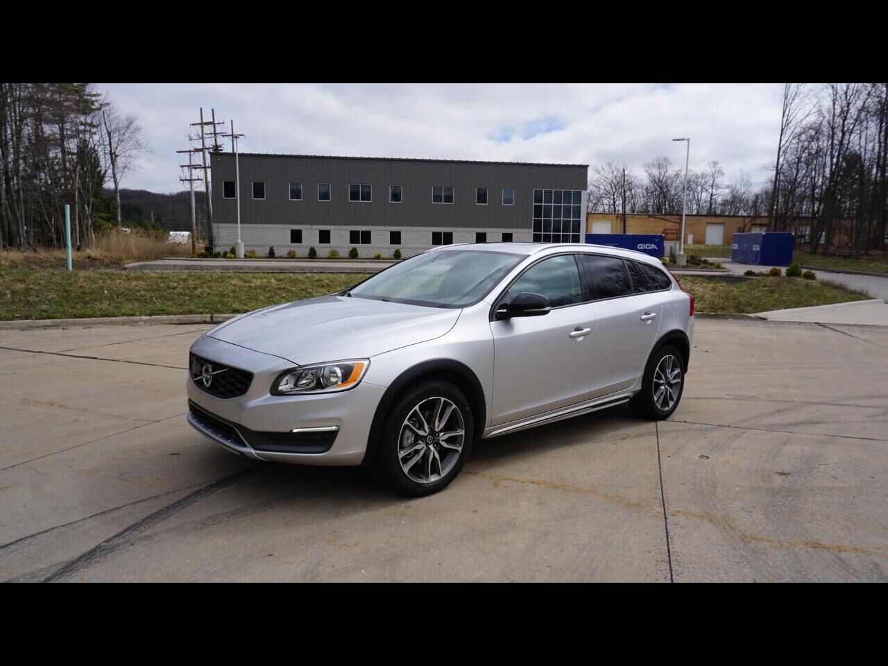 2016 VOLVO V60CC