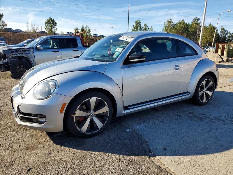 2012 VOLKSWAGEN Beetle