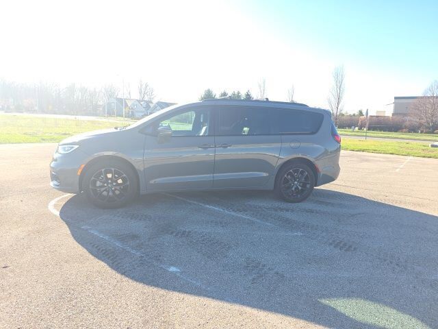 2021 CHRYSLER Pacifica