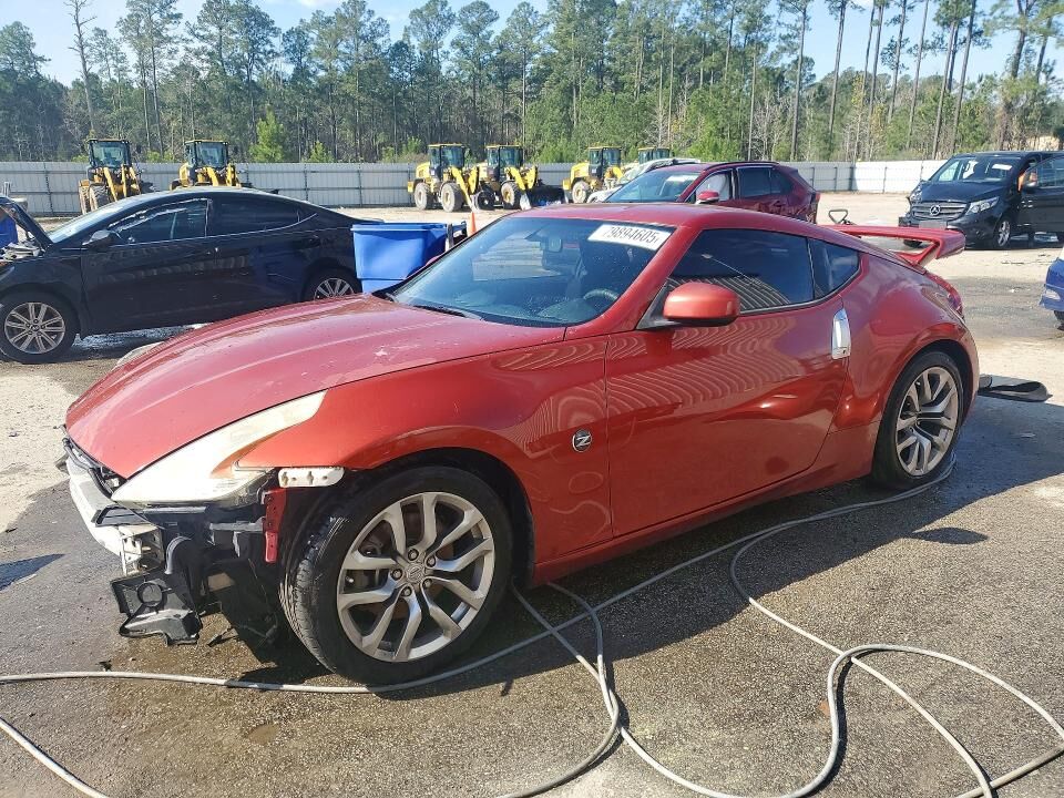 2014 NISSAN 370Z