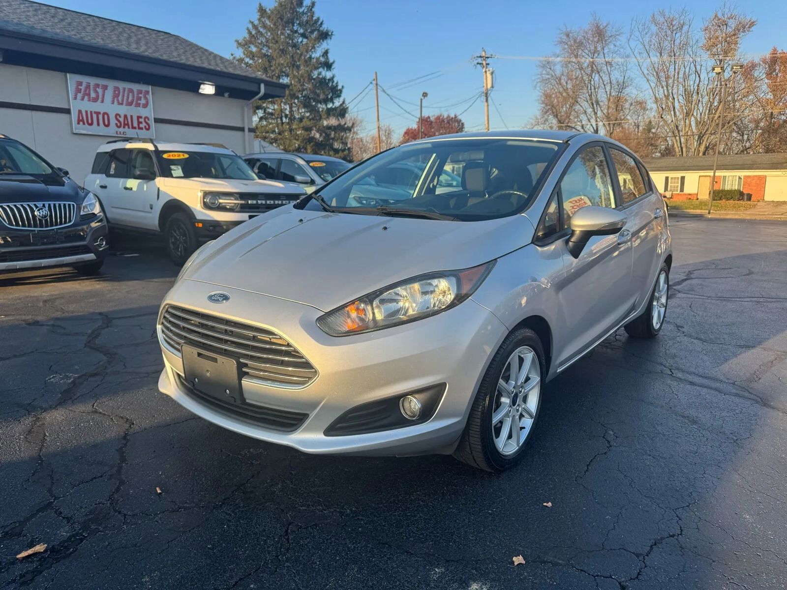 2016 FORD Fiesta